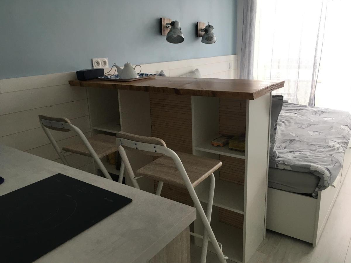 Studio Face A La Mer Apartment Ploemeur Exterior photo